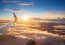 Ξεκινούν από σήμερα οι απευθείας πτήσεις από τη Σουηδία