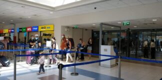 Ρόδος: 104.000 τουρίστες έφτασαν τον Ιούλιο στο νησί