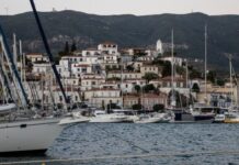 Πόρος: Άρση ειδικών μέτρων – Σε καθεστώς αυξημένης επιτήρησης