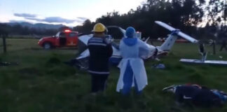 Ζωντανό μωρό στην αγκαλιά της νεκρής μητέρας του μετά από αεροπορικό δυστύχημα