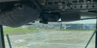 Πουλιά έσπασαν το παρμπρίζ αεροσκάφους