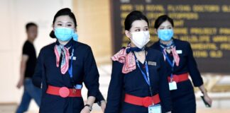 Οδηγίες στις Κινέζες αεροσυνοδούς να φορούν πάνες για προστασία από τον κορωνοϊό!