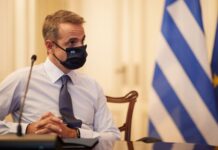 Politico: Η πρόταση Μητσοτάκη στην Ε.Ε. – Όσοι έχουν εμβολιαστεί πρέπει να είναι ελεύθεροι να ταξιδεύουν
