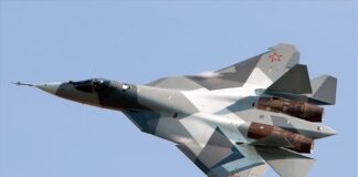 Το ρωσικό μαχητικό Su-57 «πετά μόνο του με τον πιλότο να εστιάζει στη μάχη»
