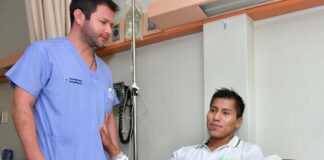 Σώθηκε από συντριβή αεροπλάνου το 2016 και χθες από πτώση λεωφορείου σε χαράδρα