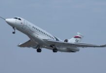 Παρθενική πτήση για το Falcon 6X της Dassault