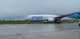 Κριμαία: Αεροσκάφος με επιβάτες γλίστρησε κατά την προσγείωση του