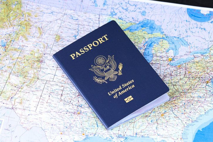 passport-2642170_1920-726x484
