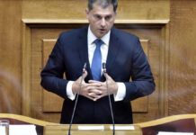 Θεοχάρης-τουρισμός: Κρίσιμες οι επόμενες εβδομάδες