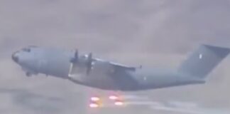 Στρατιωτικό αεροσκάφος «αφήνει» θερμοβολίδες πάνω από το αεροδρόμιο της Καμπούλ