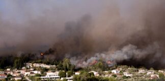 Συγκλονιστικό βίντεο της Πολεμικής Αεροπορίας για τις φωτιές