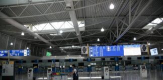 Με πιστοποιητικό εμβολιασμού ή αρνητικό τεστ η επιστροφή από τα νησιά