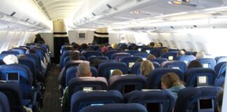 Κύπρος: Άναψε τσιγάρο σε αεροπλάνο και χαστούκισε την αεροσυνοδό