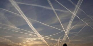 Γερμανικά ΜΜΕ: Φθηνές πτήσεις και προεκλογικές υποσχέσεις