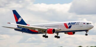 Azur Air: Αναγκαστική προσγείωση Boeing στη Ρωσία