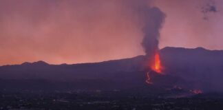 Λα Πάλμα: Προσγειώθηκε αεροπλάνο στο νησί μετά από 4 ημέρες