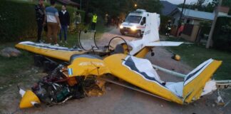 Αεροπλάνο επίδειξης σε γάμο συνετρίβη σε δρόμο της Αργεντινής