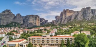 Τα Μετέωρα και το Divani Meteora αποτελούν τον ιδανικό προορισμό για τις φετινές γιορτές