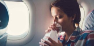 6 πράγματα που μπορούμε να κάνουμε αν πάθουμε κρίση πανικού στο αεροπλάνο