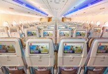 Πώς να βλέπετε ταινίες στο αεροπλάνο χωρίς να κουράζεστε