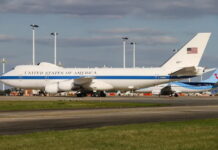 Γιατί θα πρέπει να μας τρομάζει το «Αεροπλάνο της Αποκάλυψης» που εκτέλεσε εκπαιδευτική πτήση