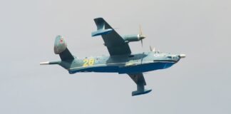 Τα “σοβιετικά” υδροπλάνα Beriev σηκώθηκαν πάλι στη Μαύρη Θάλασσα