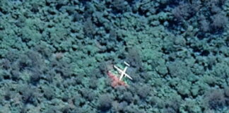 Το Google Maps εντόπισε αεροπλάνο σε τροπικό δάσος-Αεροπορικό δυστύχημα ή glitch;
