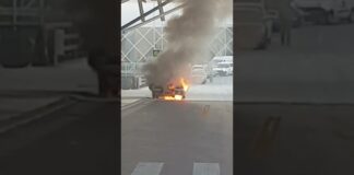 Αυτοκίνητο «λαμπάδιασε» στο αεροδρόμιο Μακεδονία ενώ ήταν σταθμευμένο