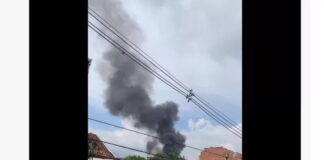 Αεροσκάφος έπεσε σε σπίτι στο Μεντεγίν