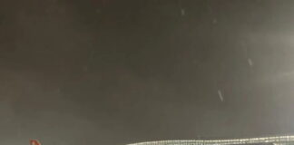 Ακυρώνονται πτήσεις στα αεροδρόμια του Λονδίνου λόγω χιονόπτωσης