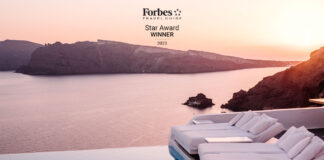 Διάκριση “Five-Star Hotel” για τα Katikies Santorini και Katikies Mykonos
