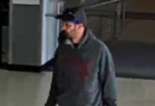 ΗΠΑ: Πήγε στο αεροδρόμιο με εκρηκτικό μηχανισμό στη βαλίτσα