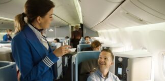 Η KLM παρουσιάζει τις νέες θέσεις της World Business Class στο στόλο των Βoeing 777