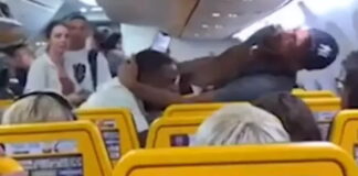 Επιβάτες πιάστηκαν στα χέρια για… μια θέση στο παράθυρο