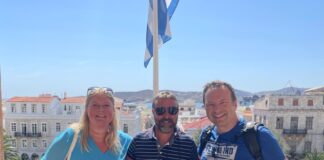 Eπίσκεψη Βέλγων δημοσιογράφων-bloggers στη Σύρο