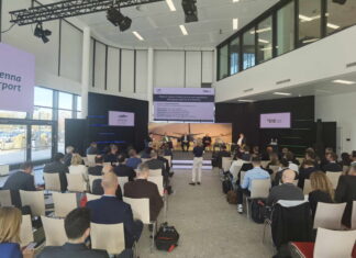 Στο Aviation Event στη Βιέννη: Οι προκλήσεις στις αερομεταφορές