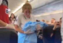 Pegasus: Γυναίκα γέννησε το παιδί της μέσα στο αεροπλάνο