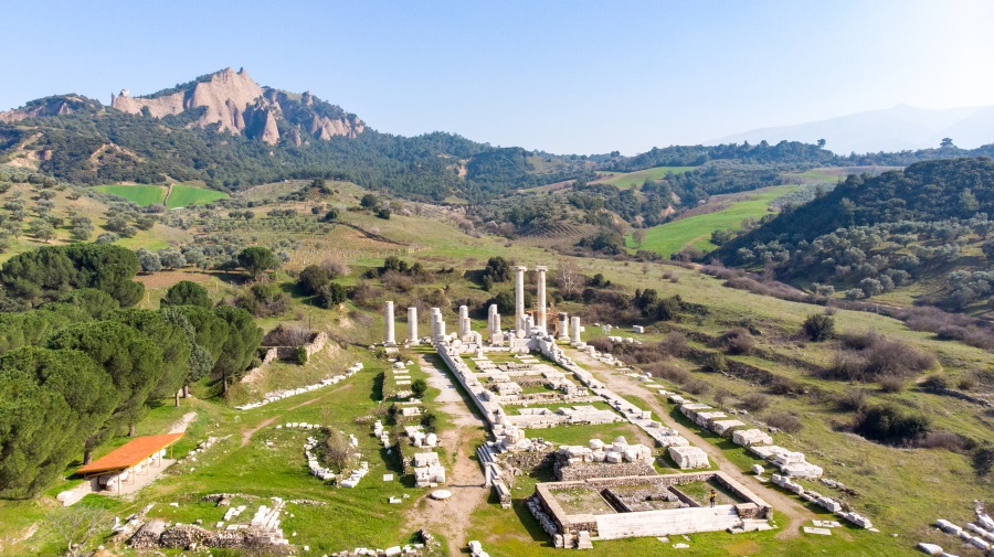 Manisa Sardes Ancient City-Artemis Temple