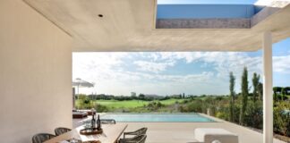 Η Costa Navarino παρουσιάζει μια συλλογή πολυτελών κατοικιών προς ενοικίαση