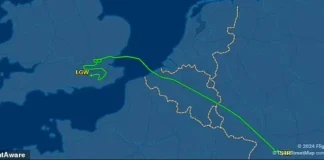 Αεροπλάνο της British Airways χτυπήθηκε από κεραυνό