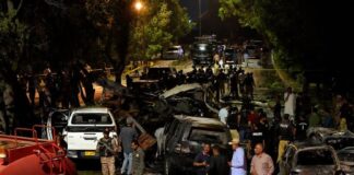 Ένας νεκρός και 10 τραυματίες από έκρηξη κοντά στο αεροδρόμιο του Καράτσι