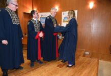 Η αναγόρευση του Δρος Παράσχη σε Επίτιμο Διδάκτορα του Τμήματος Οικον. και Διοίκησης Τουρισμού του Παν. Αιγαίου