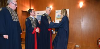 Η αναγόρευση του Δρος Παράσχη σε Επίτιμο Διδάκτορα του Τμήματος Οικον. και Διοίκησης Τουρισμού του Παν. Αιγαίου