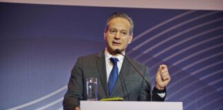 Kαφούνης στο Συνέδριο ΞΕΕ: Σημαντική ευκαιρία το «Shopping in Greece» για Εμπόριο και Τουρισμό