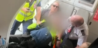 17χρονος επιβιβάστηκε σε αεροσκάφος με τουφέκι