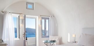 Katikies Santorini: Ξανά στη λίστα του Travel+Leisure με τα 500 καλύτερα ξενοδοχεία στον κόσμο