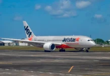Jetstar: Γυναίκα προσπάθησε να ανοίξει την πόρτα του αεροπλάνου