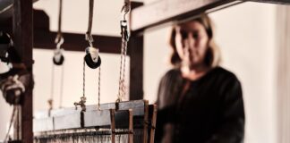 Η αρχαία τέχνη της υφαντικής ζωντανεύει στο Kalesma Mykonos