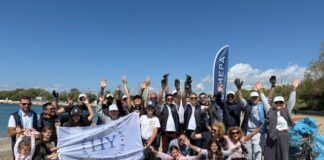 Δράση καθαρισμού παραλίας από το Hellenic Yacht Masters’ Club σε Συνεργασία με τη HELMEPA