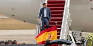 Αναγκαστική επιστροφή του αεροσκάφους του Πέδρο Σάντσεθ λόγω βλάβης